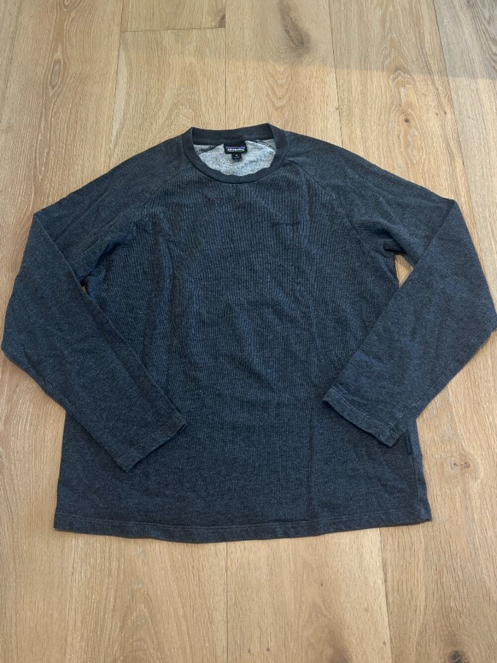 PATAGONIA GREY SHIRT